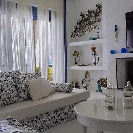 White Blue Luxury 1 Apartmán Pefkali