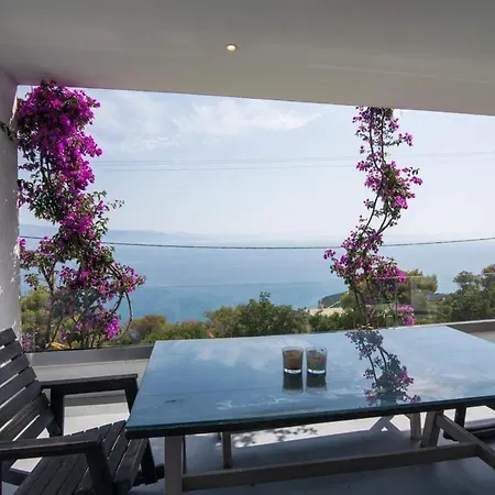 White Blue Luxury 1 Apartmán