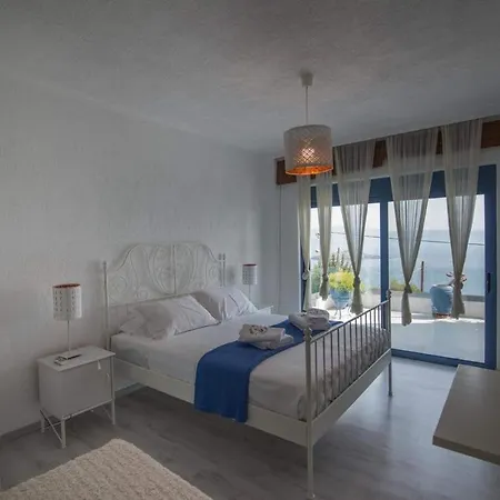 White Blue Luxury 1 Apartmán *