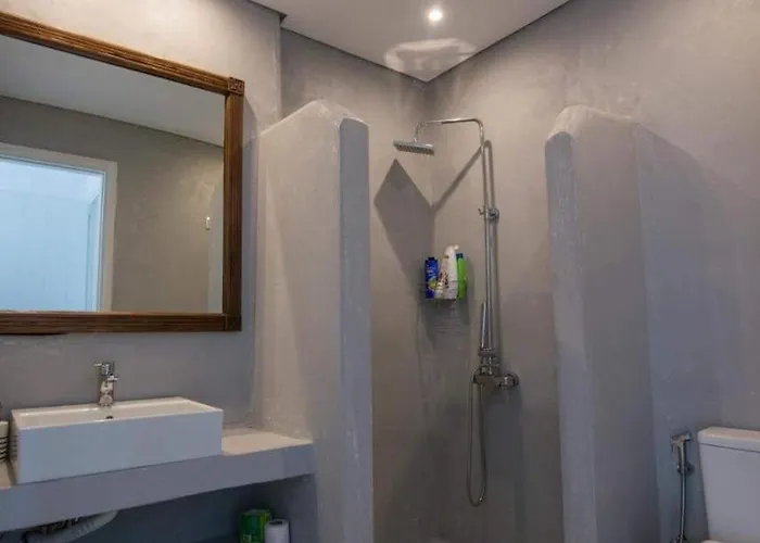 White Blue Luxury 1 * Pefkali