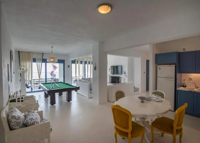 White Blue Luxury 1 Apartamento Pefkali